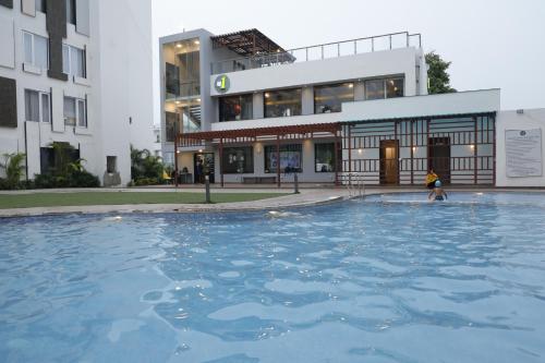 Swimming pool, SAPPHIRE SUITES BY ARIF CASTLES near Shah Najaf Imambara