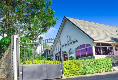 Golden Gates Hotel. – khách sạn tại Nyeri