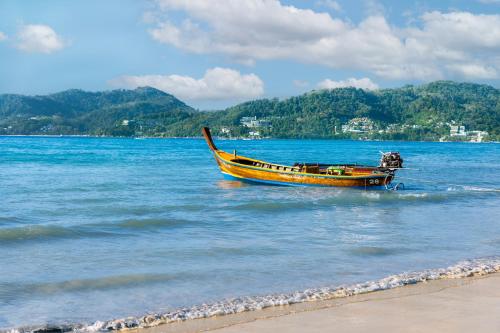 Beach, Courtyard by Marriott Phuket, Patong Beach Resort in Phuket