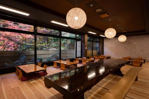 교토 くらま温泉 4성급 호텔 객실