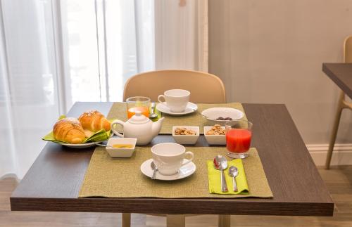 Food and beverages, Dante Maison de Charme near Museo Archeologico Nazionale di Napoli