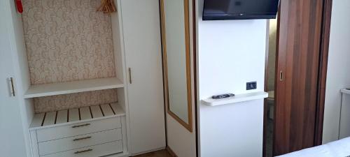 Basic Triple Room