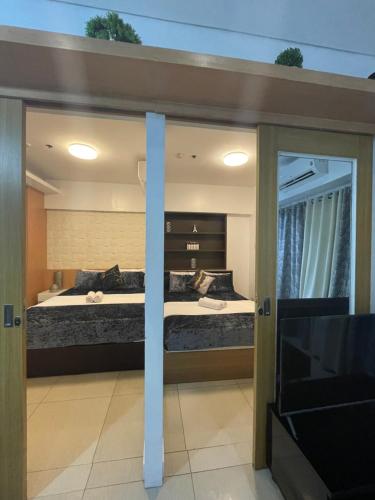 2bedroom with 2balcony with pool view 1633-34, Manila