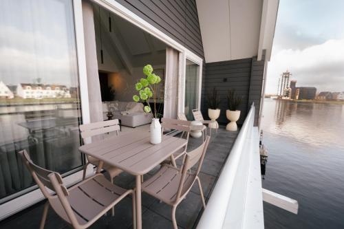 View, Het-Boothuys in Harderwijk