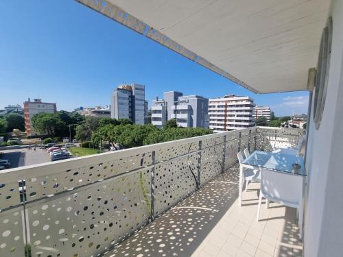 2 bedrooms, 4 beds