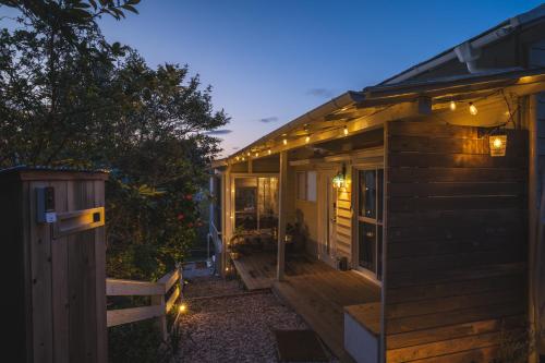 ペット可 撮影商用利用可 The Cabin Ashina 富士山と海を望むヴィンテージ平屋一棟貸し南葉山 (ペット可 撮影商用利用可 The Cabin Ashina 富士山と海を望むヴィンテージ平屋一棟貸し南葉山) in 다테이시 공원