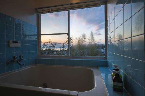 ペット可 撮影商用利用可 The Cabin Ashina 富士山と海を望むヴィンテージ平屋一棟貸し南葉山 (ペット可 撮影商用利用可 The Cabin Ashina 富士山と海を望むヴィンテージ平屋一棟貸し南葉山) in 다테이시 공원
