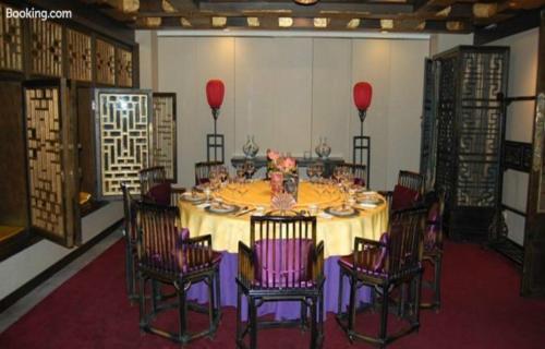 Restaurant, Rui Cheng Hotel in Haidian District