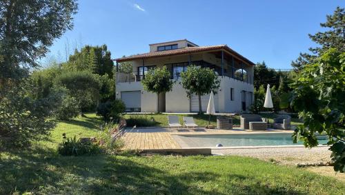 Villa Japandi avec vue - en Uzège gîte à louer Aubussargues