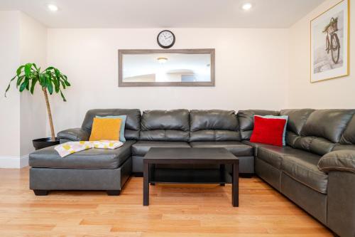 41 - 3BR Quincy - Lovely Townhouse near Adams in كوينسي