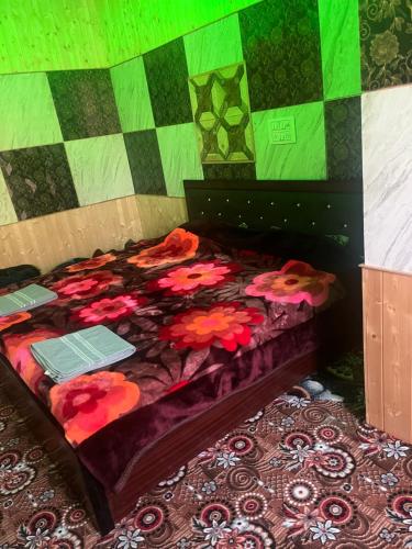Hotel sea face – Srinagar, PA