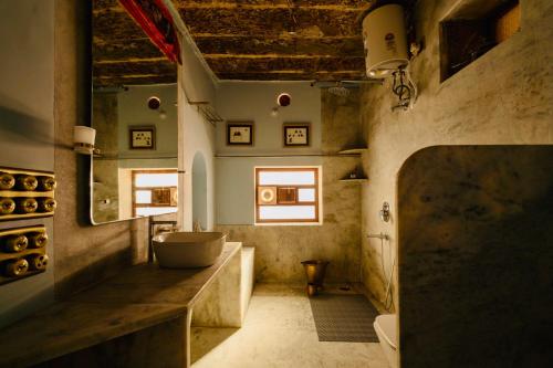 ห้องน้ำ, Jorawar House in บันดิ