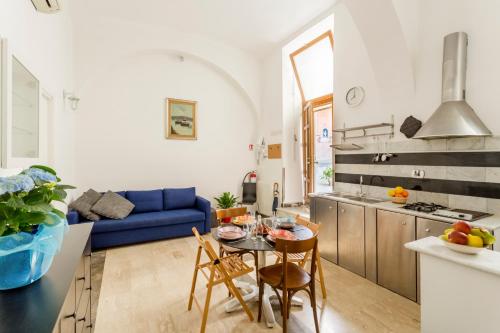 Sanniti' Home, Rome