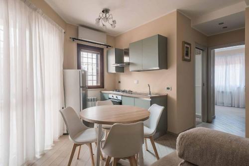 Guidonia back in RHome - Int 1