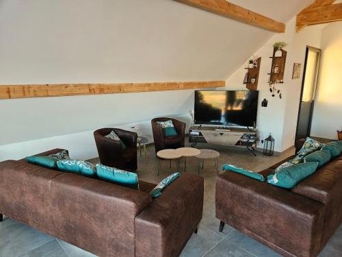 Logement proche Bourboule 12 personnes in 聖索韋多韋爾尼