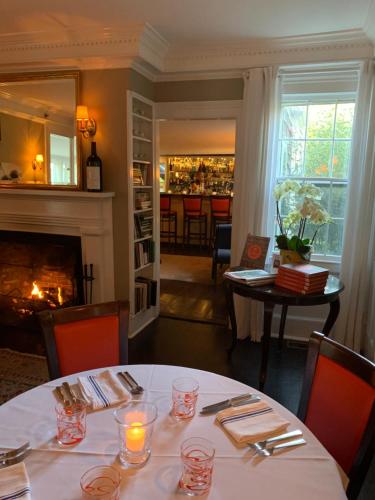 Bridgehampton Inn