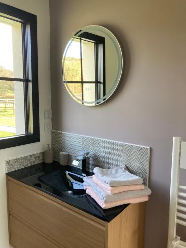 Les Petites Maisons dans la Prairie - 2 in Maresville