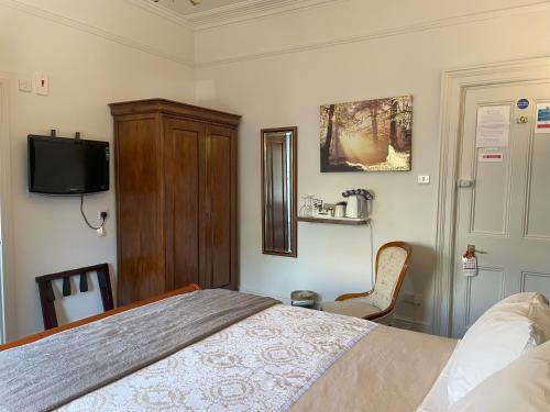 Pulteney House - image 4