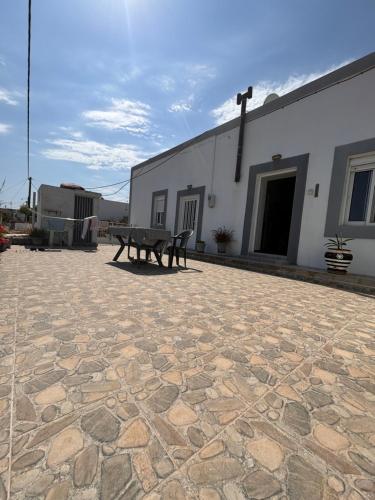 House of Happiness Rhodos – khách sạn tại Ataviros