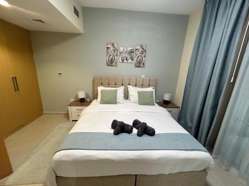 Deluxe 1BHK Apt in JVC, Self check in !, Dubai