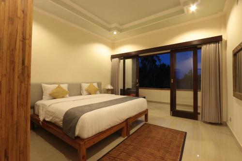 Deluxe Double or Twin Room image 10