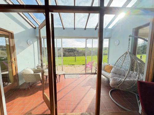 Ashlawn House in ยอล