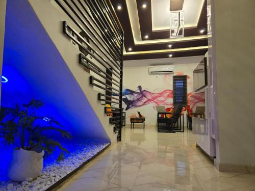 לובי, NEKST Hotel in איבדן
