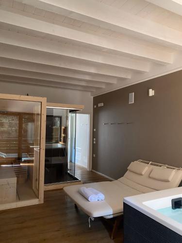 Luxury Suite with Private Spa, Jacuzzi, and Sauna