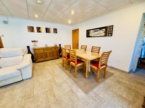 設施, Acogedor chalet con jardín perfecto para familias (Acogedor chalet con jardin perfecto para familias) in 彭尼斯科拉鎮中心
