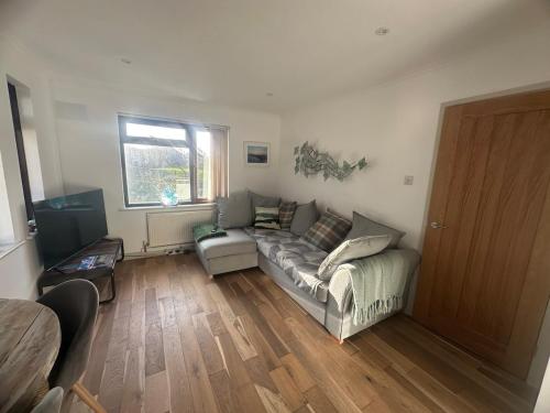 Tranquil one bed flat in Trencreek
