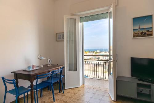Fronte Mare 60, Rimini (fotografie 6)