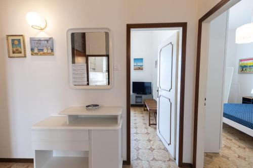 Fronte Mare 60, Rimini (fotografie 3)