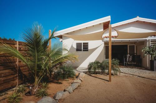 Exterior view, Pura Vida Aruba Appartement Palma in Noord