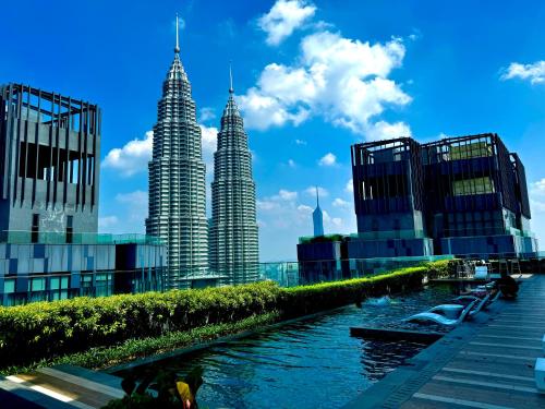 The KLCC At Star SKY Pools, Kuala Lumpur
