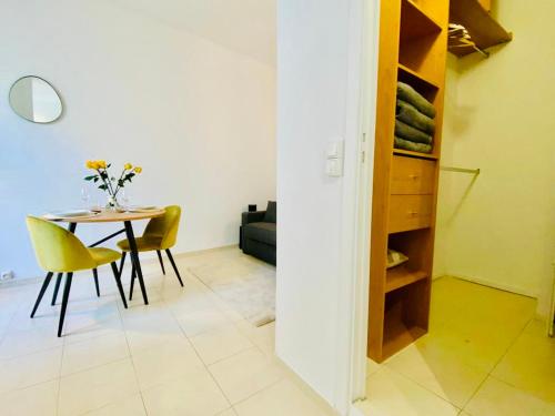 Iconic Central Flat, Nice (photo 7)