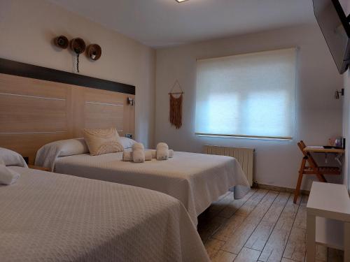 Pensión Cabezas (Pension Cabezas) in Пола-де-Сьеро