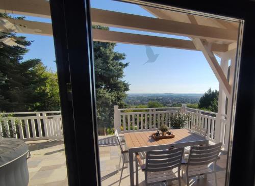 ทัศนียภาพ, Panoráma Cottage (Panorama Cottage) in นยูล