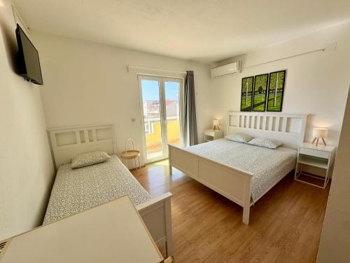 Triple Room with Sea View