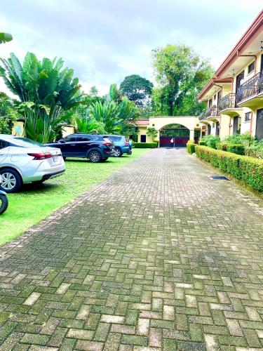 Jaco Hideaway Oasis in เกรบราดา เซกา