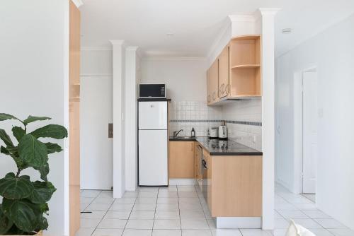 Apartment with Sea View image 7