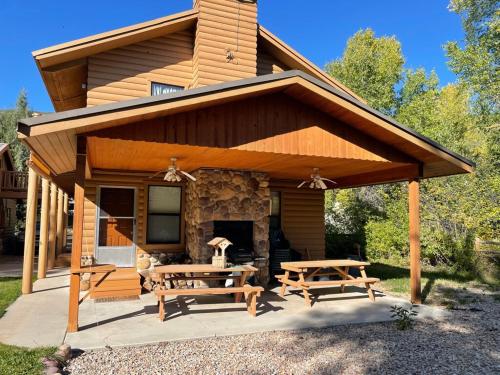 Large Family Cabin Near Park City in Woodland (UT)