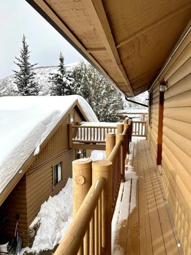 Large Family Cabin Near Park City in Woodland (UT)