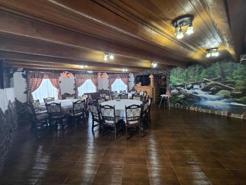 Restaurant, Poiana Bucovineana in Poiana Negrii
