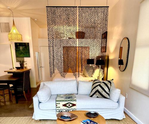 Spacious Design Loft Railyard District soaking tub in Santa Fe, USA