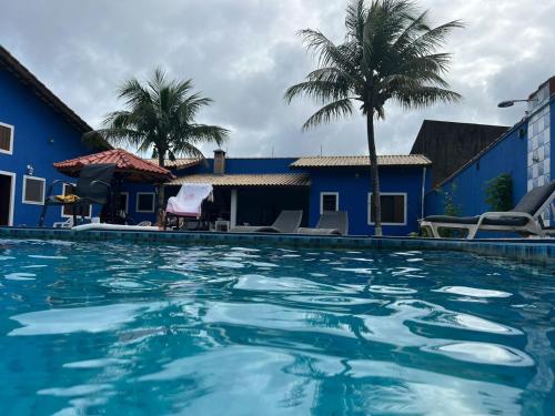 Casa com Piscina 4 quartos, Itanhaém