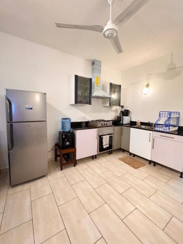 Bahari Studio Beach Front Apartment. in Mombasa