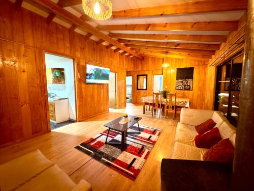 Casa con vista al rio