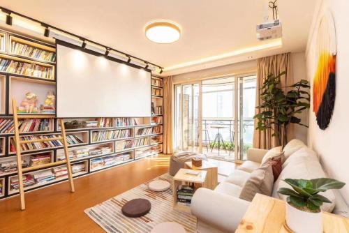Two-Bedroom Suite room in Book and Bed-People's Square