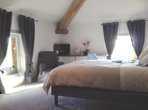Demeure De Flammarenc chambre d'hôte Lacourt-Saint-Pierre