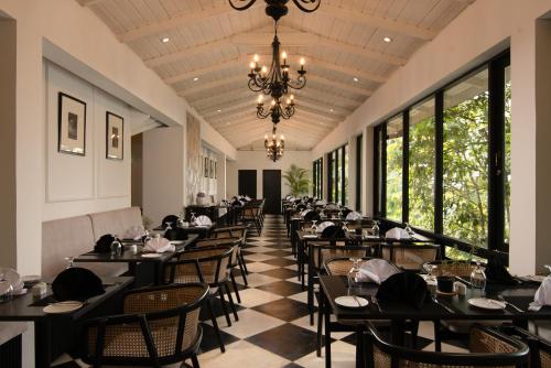 مطعم, فندق ذا هيريتدج بوسيلاوا (The Heritage Pussellawa Hotel) in كوثميل